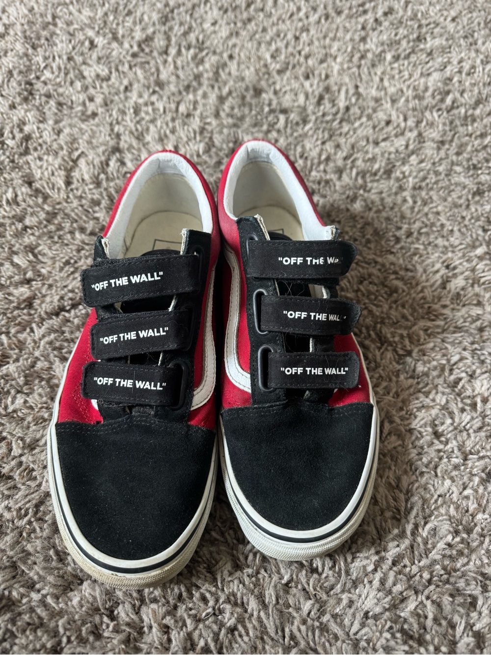 Vans Women’s/Mens Velcro Skate Sneakers in Red and Black